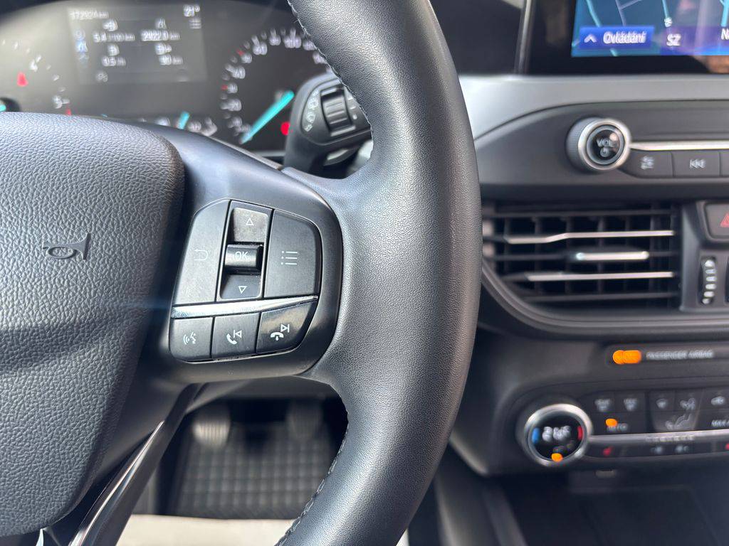 Ford Focus 1.5EB/2023/1MAJ,COOL-ZÁRUKA36