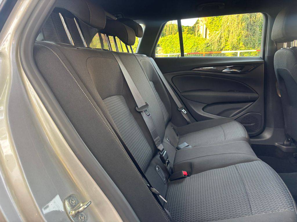 Opel Insignia 2.0CDTi/2023/1MAJ.DPH.ELEG.AKC