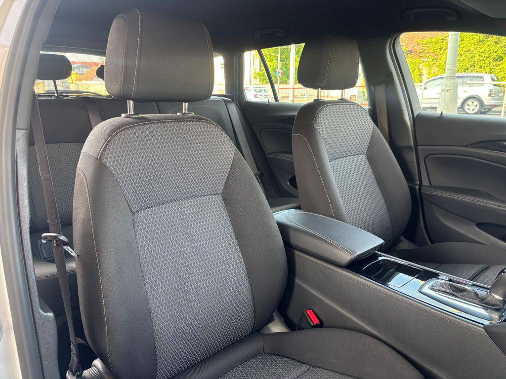 Opel Insignia 2.0CDTi/2023/1MAJ.DPH.ELEG.AKC