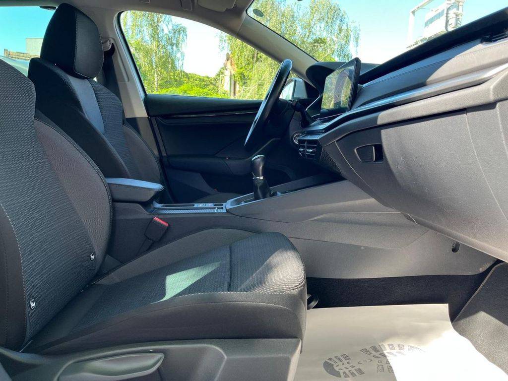 Škoda Octavia 2.0TDI-85KW/2022/1M,WEBASTO-ZÁRUKA