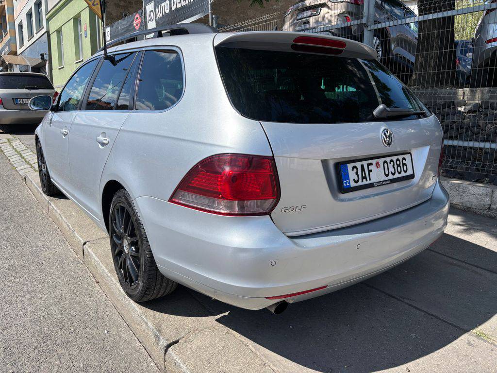 Volkswagen Golf 1.6TDi/2013/DSG.HIGHLINE.ČR.AK