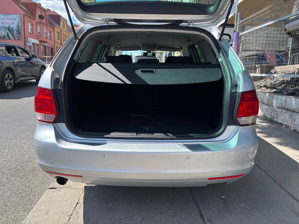 Volkswagen Golf 1.6TDi/2013/DSG.HIGHLINE.ČR.AK