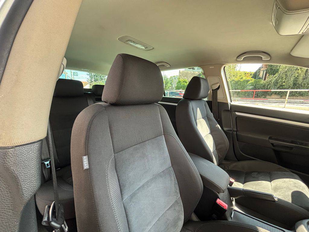 Volkswagen Golf 1.6TDi/2013/DSG.HIGHLINE.ČR.AK