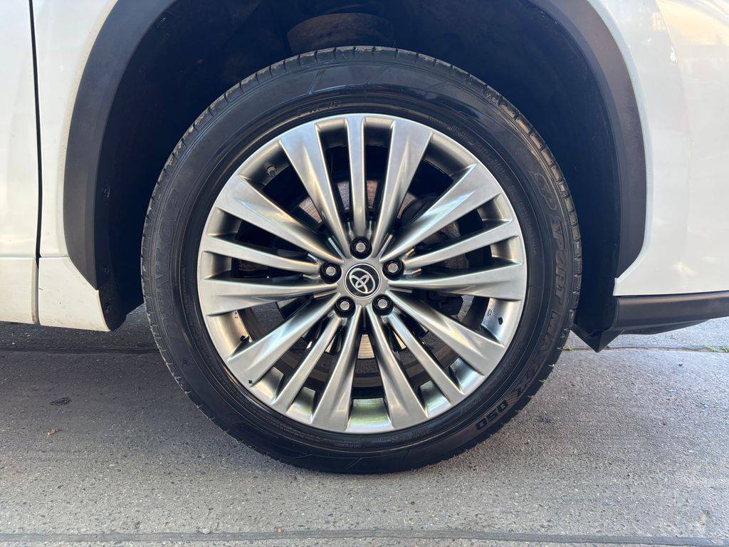 Toyota Highlander 2.5HEV e-CVT.CZ.DPH.PRESTIGE.1M-ZÁRUKA 