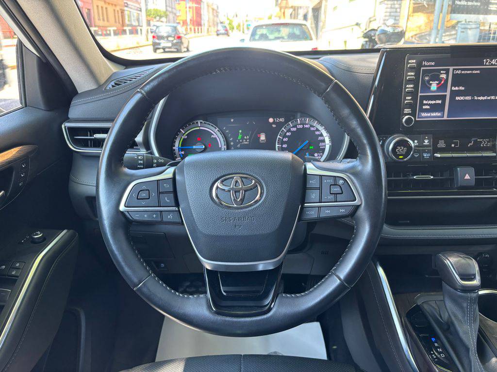 Toyota Highlander 2.5HEV e-CVT.CZ.DPH.PRESTIGE.1M-ZÁRUKA 