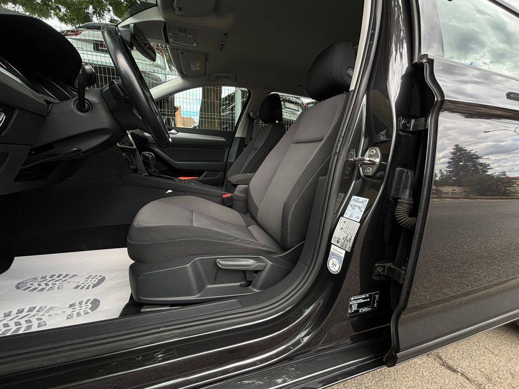 Volkswagen Passat 2.0TDi/2023/AT.1MAJ.TAŽNÉ.ZÁRU