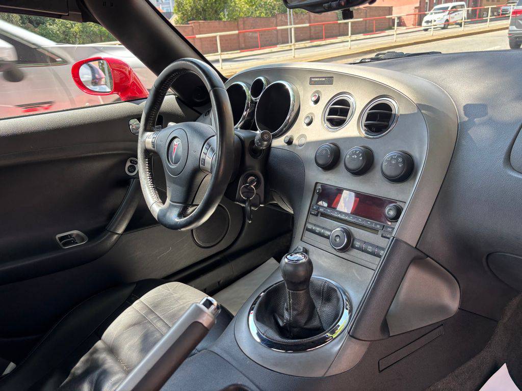 Pontiac Solstice 2.4i/2007/MAN6.KŮŽE.2MAJITEL