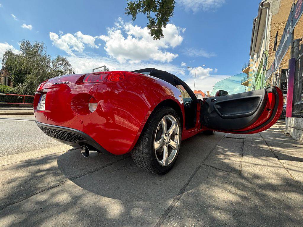 Pontiac Solstice 2.4i/2007/MAN6.KŮŽE.2MAJITEL