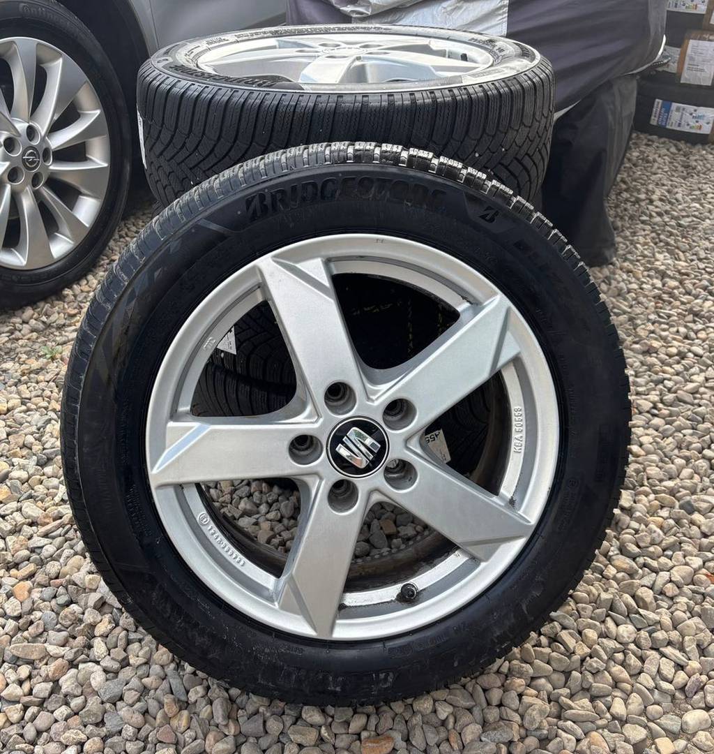 Seat Leon 2.0TDi-110KW/2022/DSG-SPORT.ZÁ