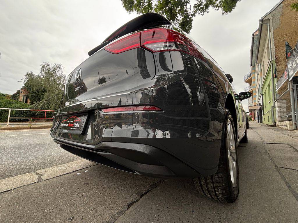 Volkswagen Golf 1.5TSi/2023/1M.LIFE.DPH.ACC-ZÁRUKA12