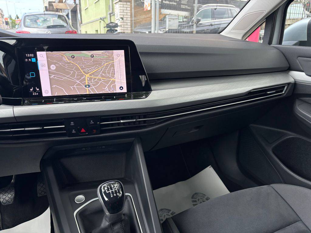 Volkswagen Golf 2.0TDI/2021/LIFE.1M.DPH-ZÁRUKA12