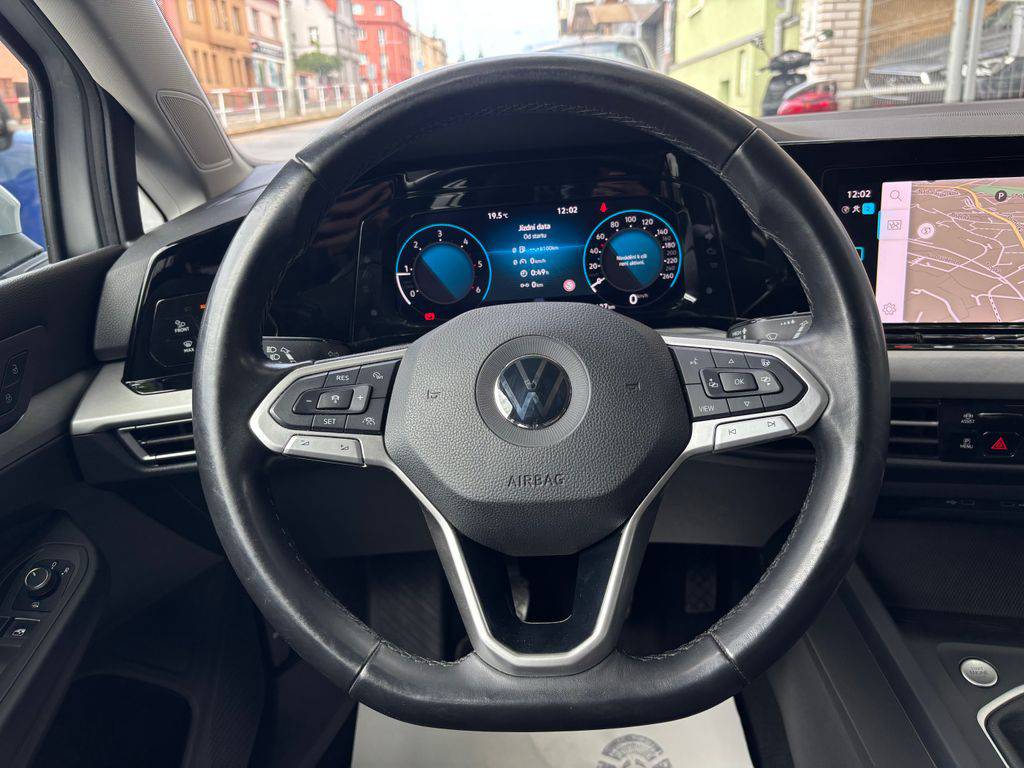 Volkswagen Golf 2.0TDI/2021/LIFE.1M.DPH-ZÁRUKA12