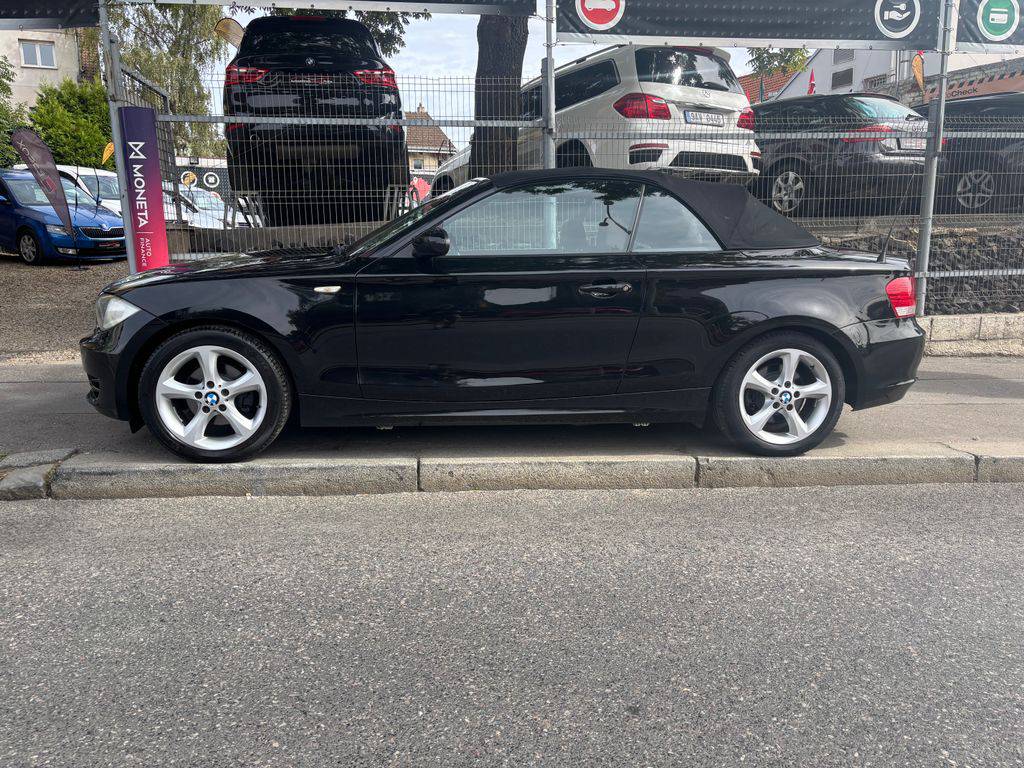 BMW 118 118i/2009/NOVÉ ROZVODY-TOP STAV