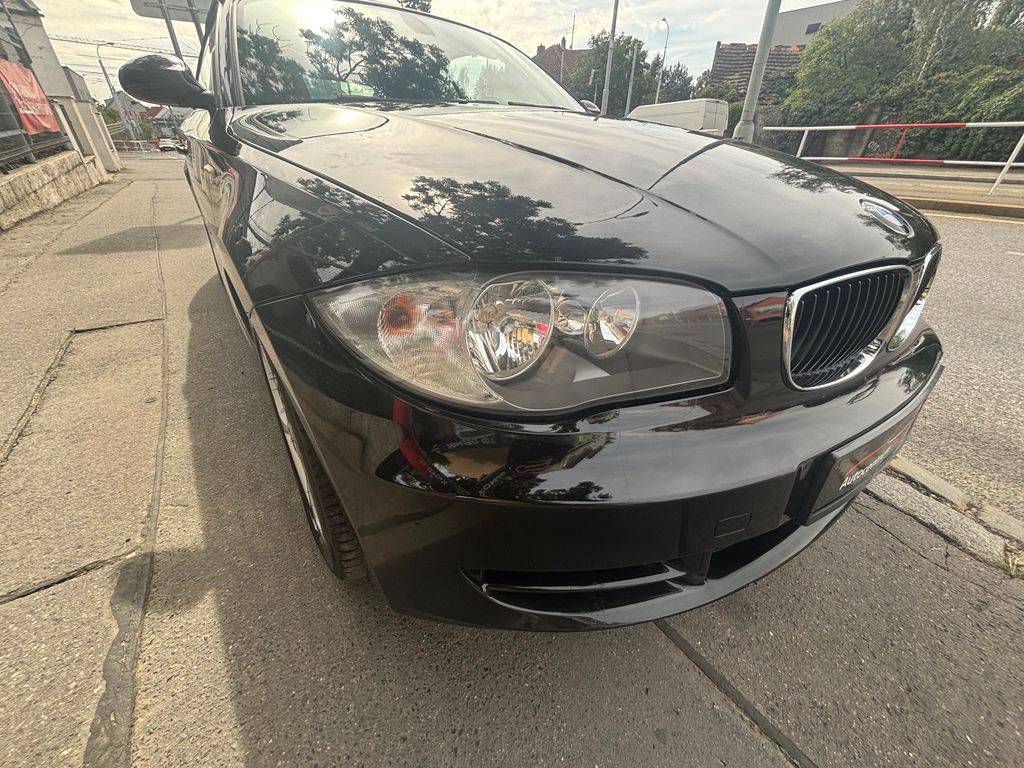 BMW 118 118i/2009/NOVÉ ROZVODY-TOP STAV