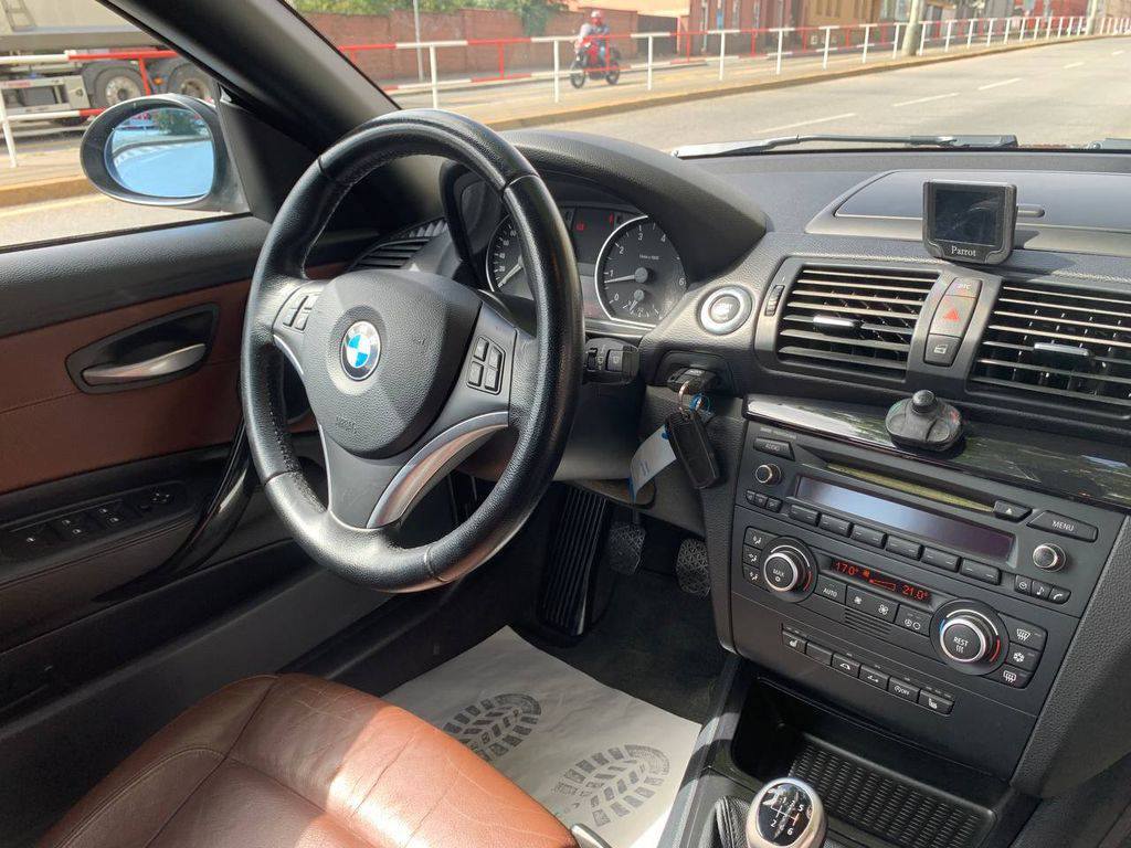 BMW 118 118i/2009/NOVÉ ROZVODY-TOP STAV