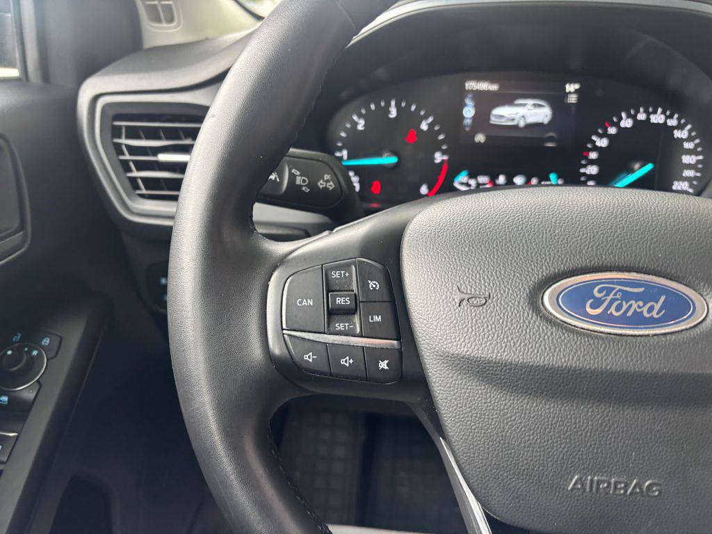 Ford Focus 1.5TDCi-88 kW/2023/AT-8.DPH.Titaniu-záruka