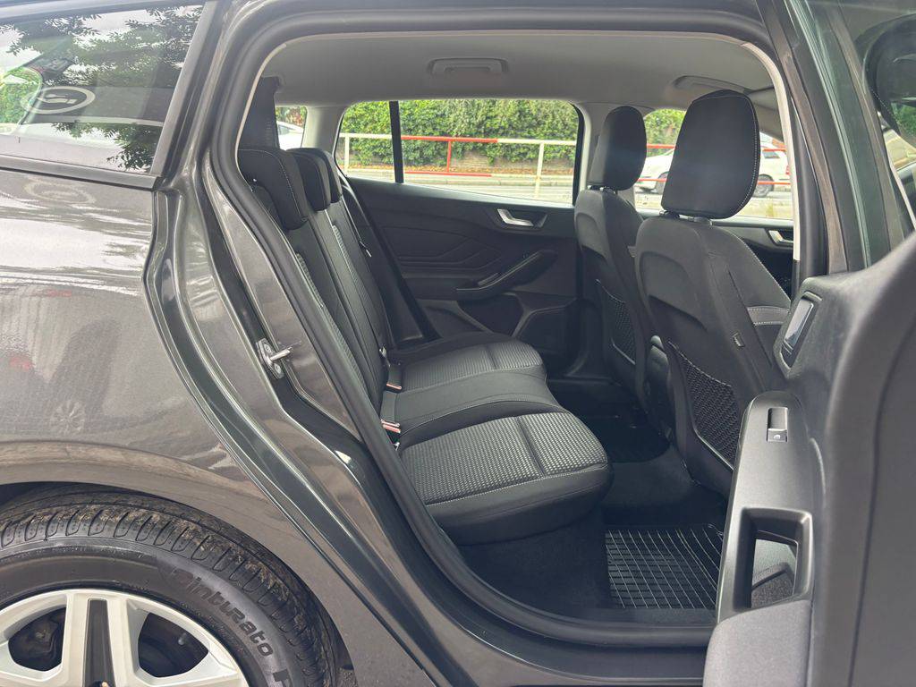 Ford Focus 1.5TDCi-88 kW/2023/AT-8.DPH.Titaniu-záruka