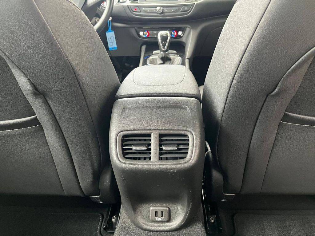 Opel Insignia 2.0CDTi/128KW/2021/SPORTS TOURER/1M-ZÁRUKA12MĚS