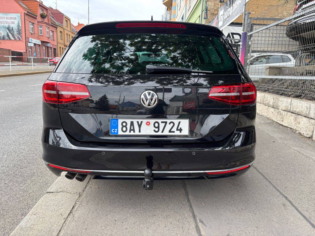Volkswagen Passat 2.0TDI-140KW/HIGLINE-TAŽNÉ.MANUÁL