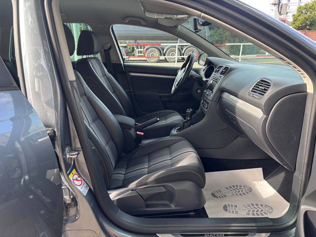 Volkswagen Golf 2.0TDi/2013/MATCH EDITION/2.M-tažné záruka12