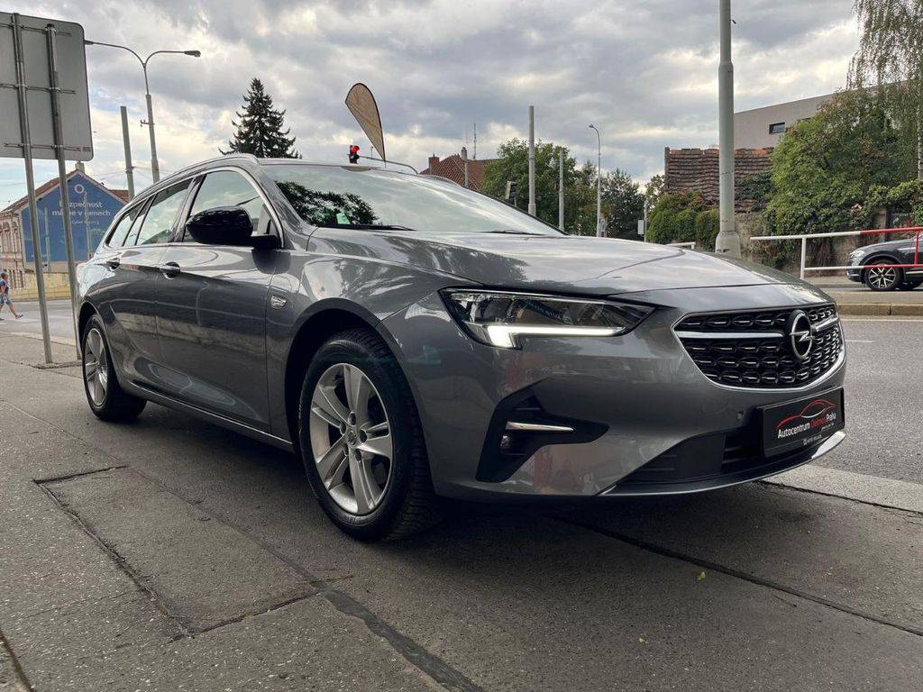 Opel Insignia 2.0CDTi/128KW/2022/SPORTS TOURER/1M-ZÁRUKA12MĚS