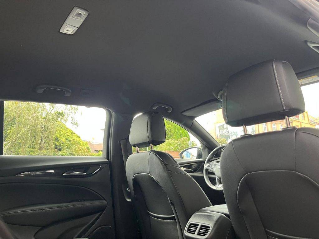 Opel Insignia 2.0CDTi/128KW/2022/SPORTS TOURER/1M-ZÁRUKA12MĚS