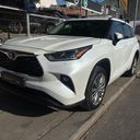 Toyota Highlander 2.5HEV e-CVT.CZ.DPH.PRESTIGE.1M-ZÁRUKA