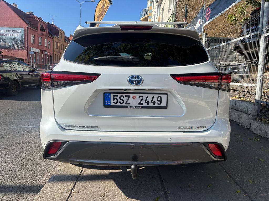 Toyota Highlander 2.5HEV e-CVT.CZ.DPH.PRESTIGE.1M-ZÁRUKA