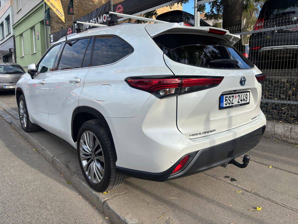 Toyota Highlander 2.5HEV e-CVT.CZ.DPH.PRESTIGE.1M-ZÁRUKA