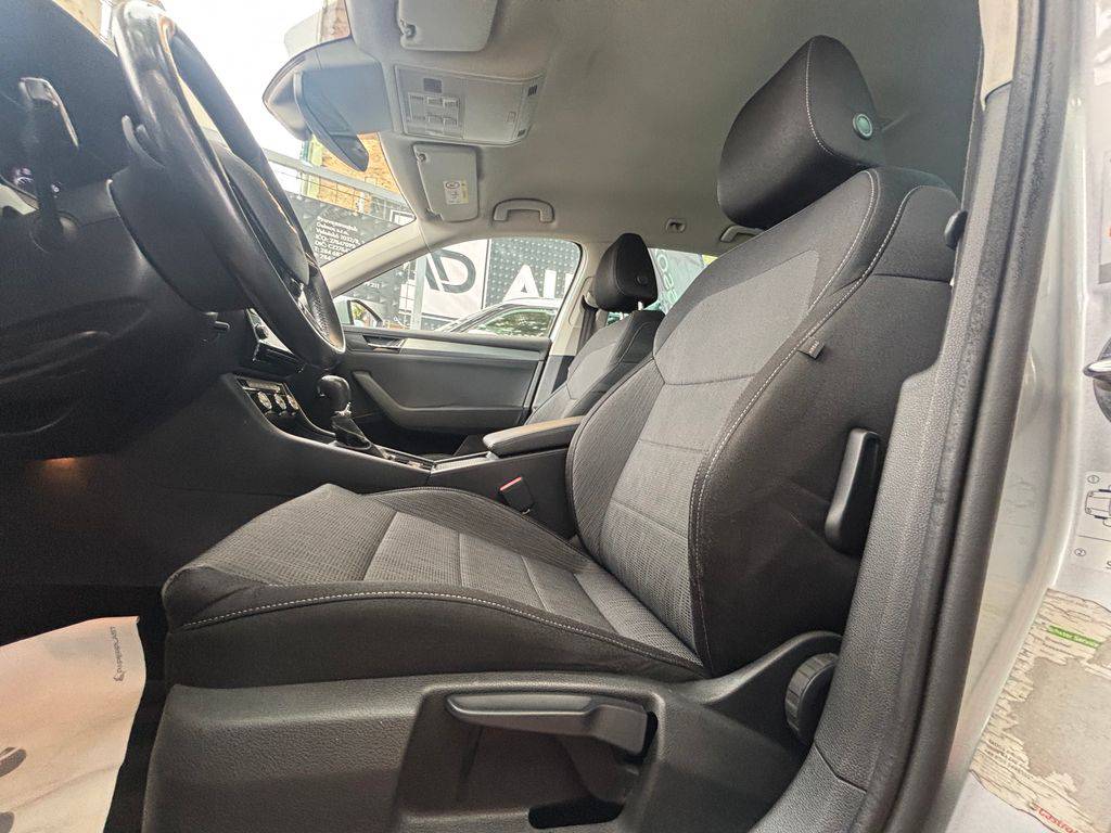 Škoda Superb 2.0TDI-110KW.DSG.TAŽNÉ-ZÁRUKA 12