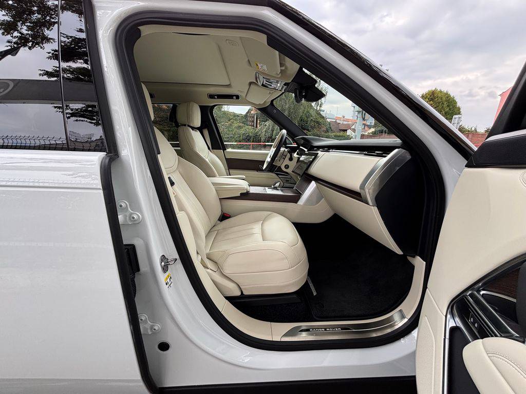 Land Rover Range Rover D350/2025/LONG,CZ-ZÁRUKA 5.LET