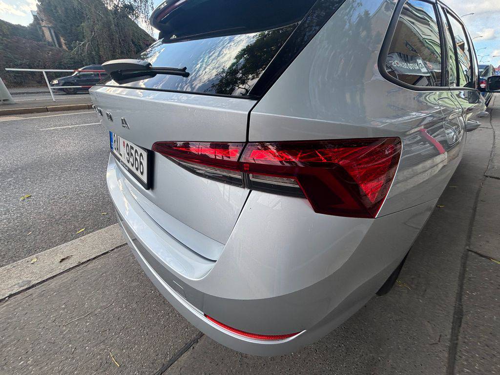 Škoda Octavia 2.0TDI/2021VIRTUAL.DPH.1MAJ.ZÁRUKA 12