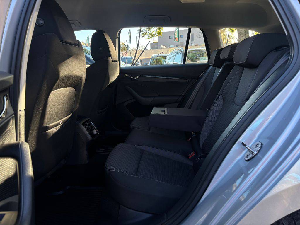 Škoda Octavia 2.0TDI/2021VIRTUAL.DPH.1MAJ.ZÁRUKA 12