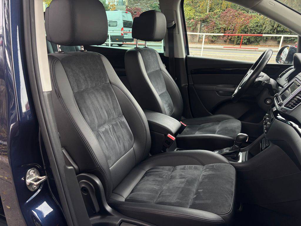 Volkswagen Sharan 2.0TDi/135kW/2017/DSG/Highline/ZÁRUKA