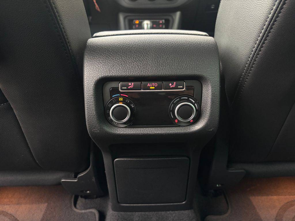 Volkswagen Sharan 2.0TDi/135kW/2017/DSG/Highline/ZÁRUKA