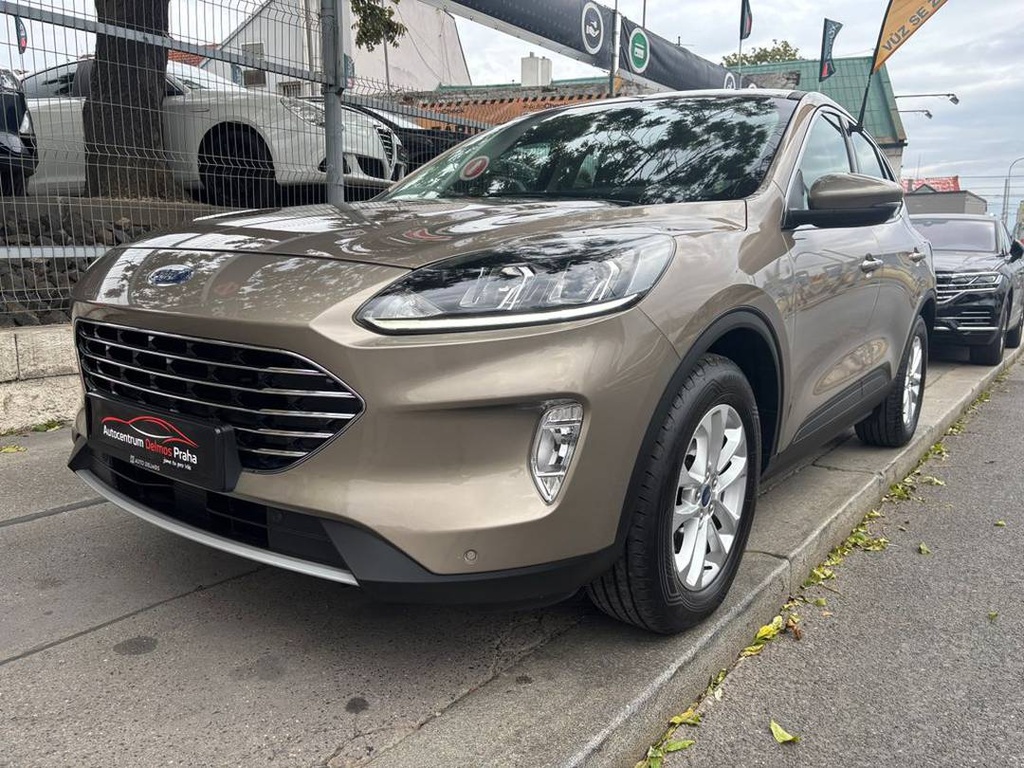 Ford Kuga 2.0EB-140KW/2021/TITAN-4x4-ZÁR