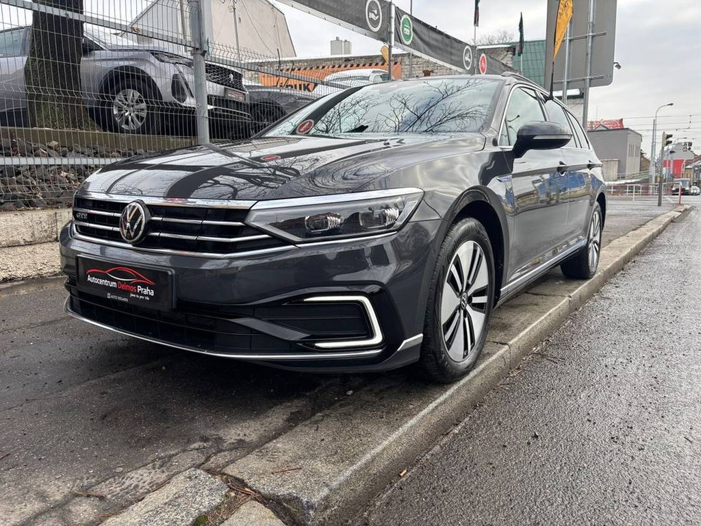 Volkswagen Passat 1.4TSI-GTE2022/PLUG-IN-HYBRID